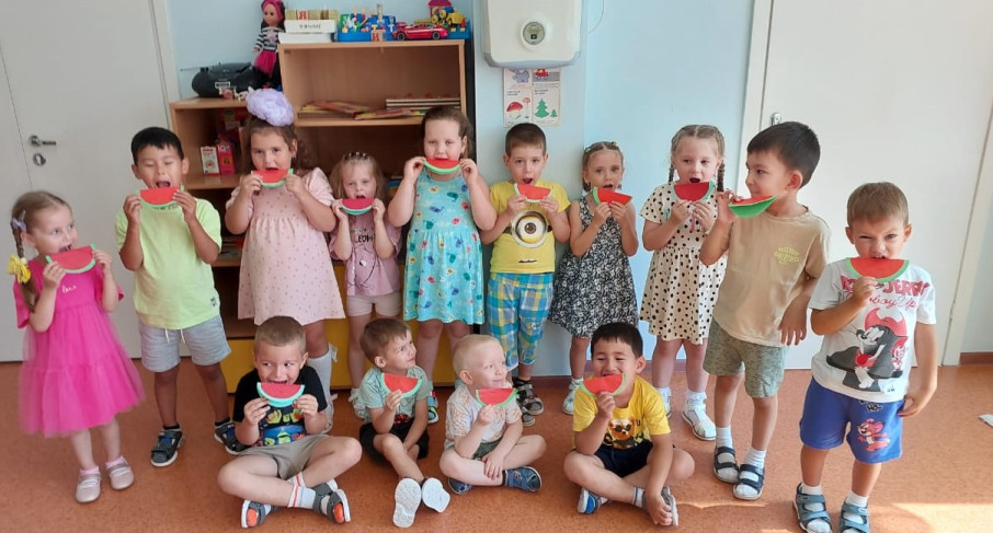 3 августа - Всемирный День арбуза 3 августа - Всемирный День арбуза.
